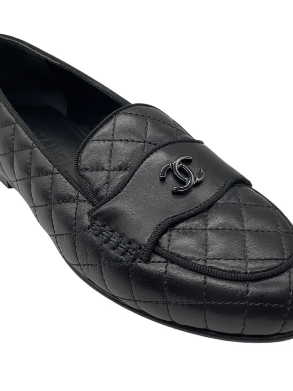 CHANEL BLACK 2018 CC LOGO QUILTED MATELASSE LAMBSKIN LEATHER LOAFERS / FLATS